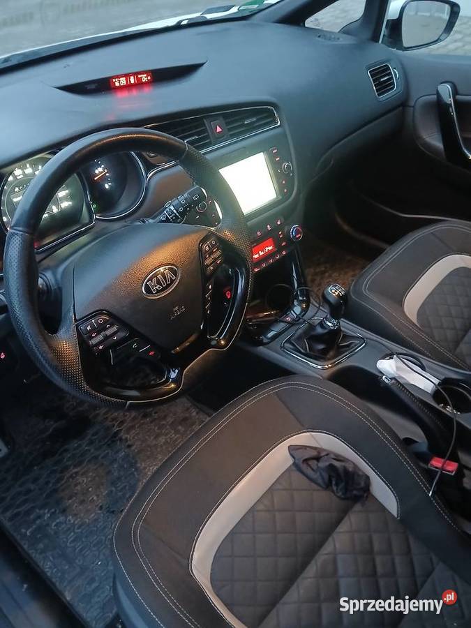 Kia Ceed 16 CRDi GT Line manualna