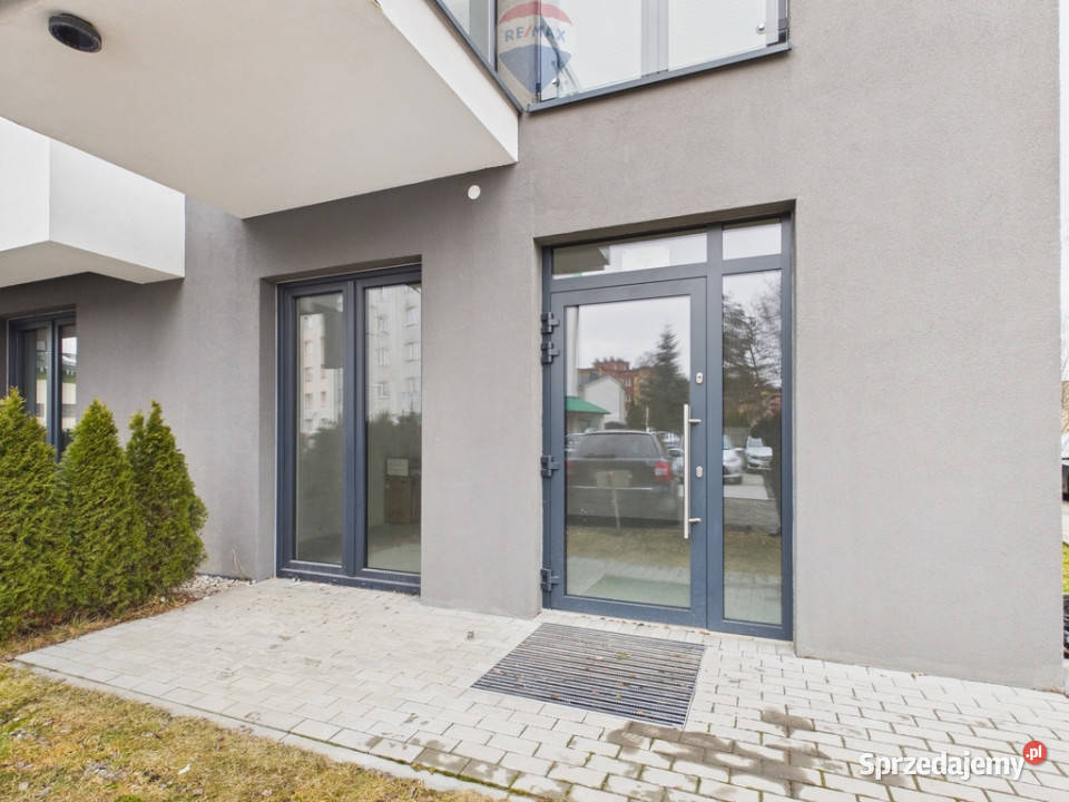 Lokal handlowo usługowy 25m2 oś Bór