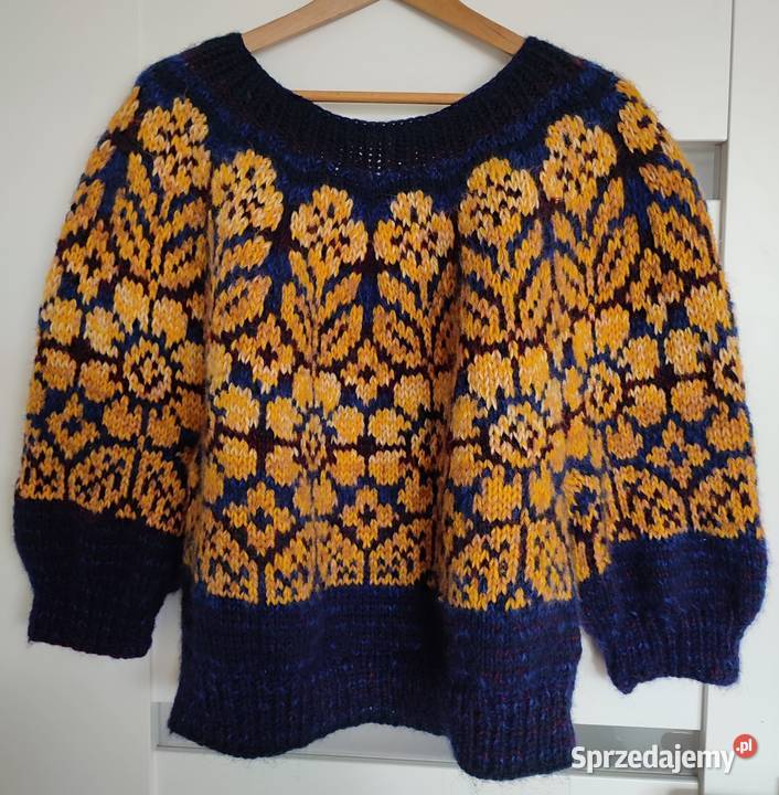 Bluzeczka damska robiona na drutach żakard