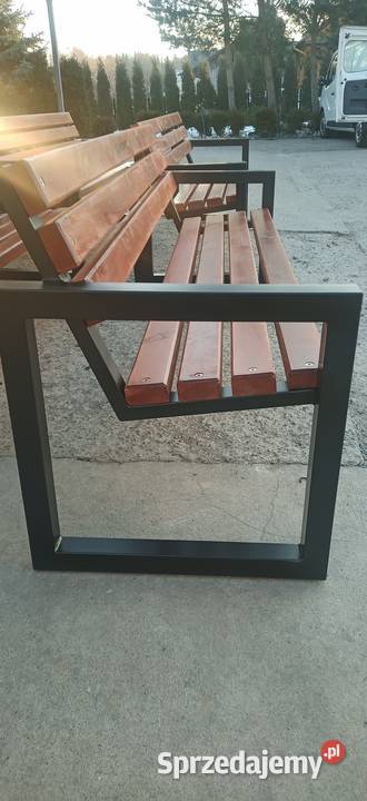 Ławka parkowa nowoczesna