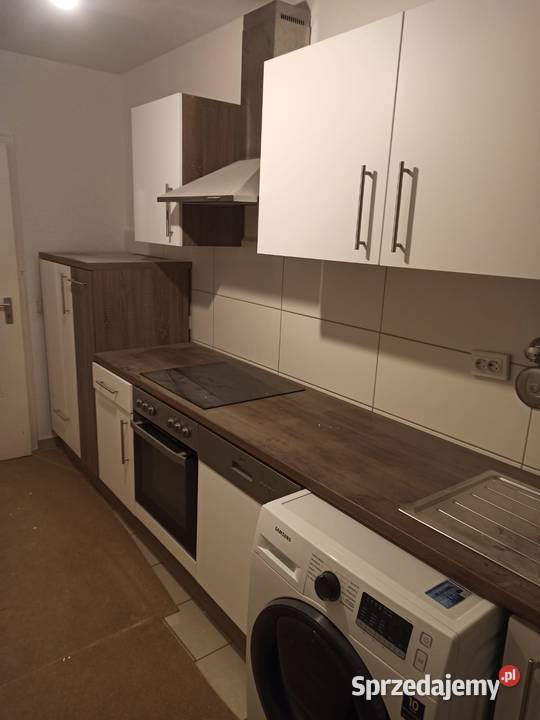 Nowoczesna w pełni kuchnia Mnich