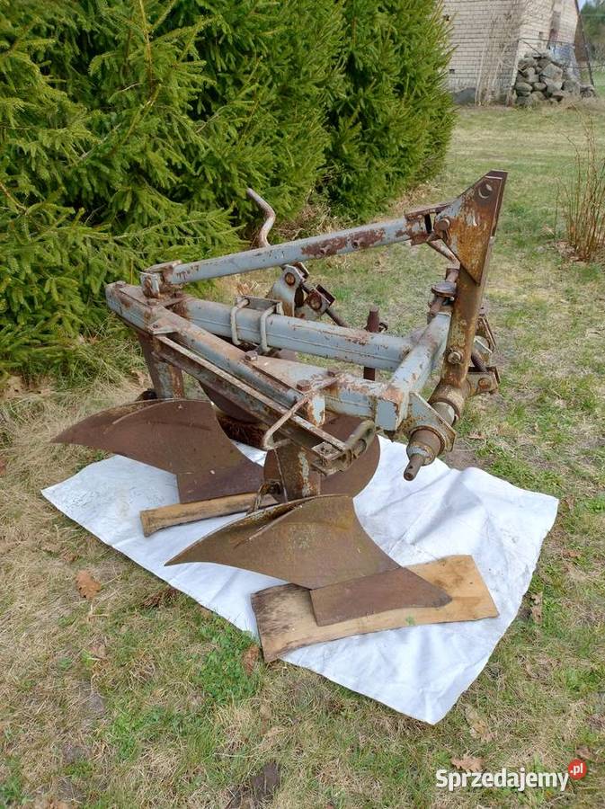 PŁUG DWUSKIBOWY Pługi