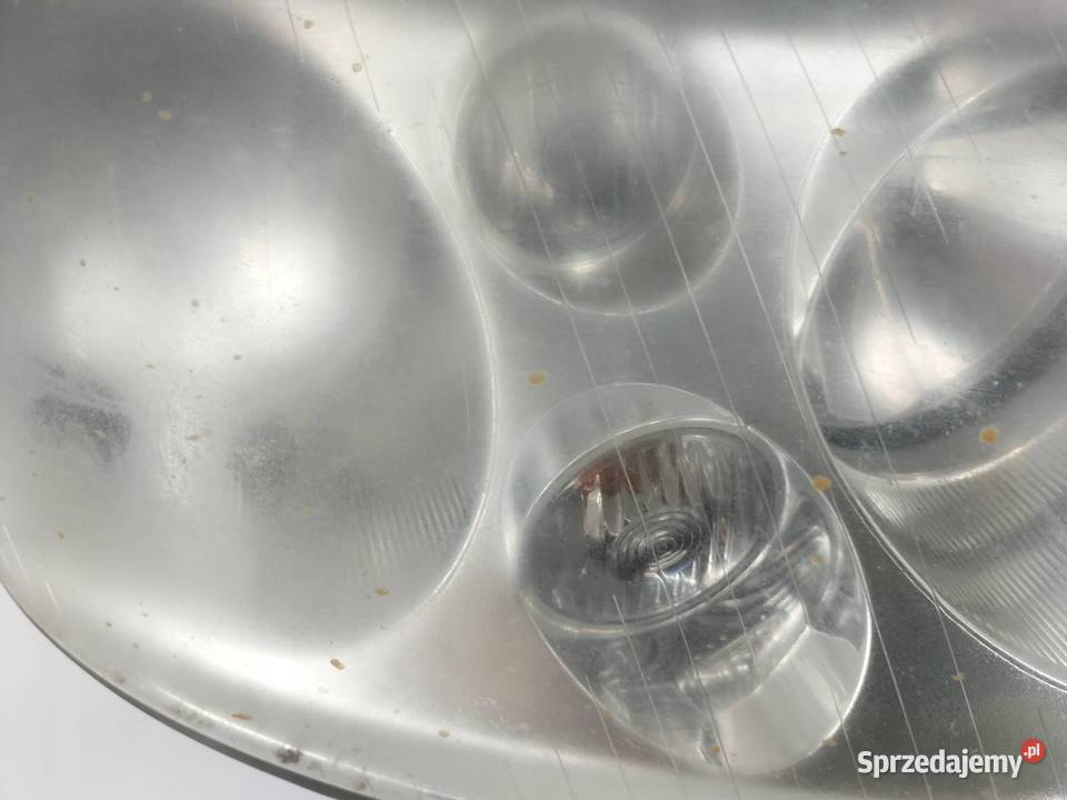 LAMPA PRZÓD PRAWA EU VW Volkswagen Touran I Rok produkcji 2004
