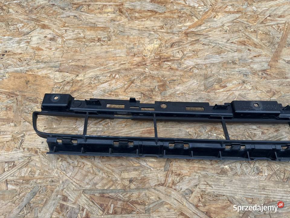 Środkowa kratka zderzaka przód Audi a4 b9 1619 wielkopolskie Sieraków
