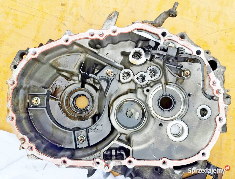 TOYOTA IQ 10 CZĘŚCI OBUDOWA SKRZYNI BIEGÓW Rok produkcji 2010