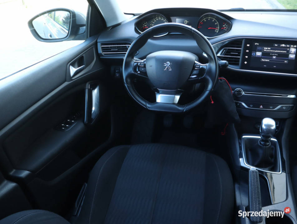 Peugeot 308 12 PureTech komputer pokładowy Łódź sprzedam