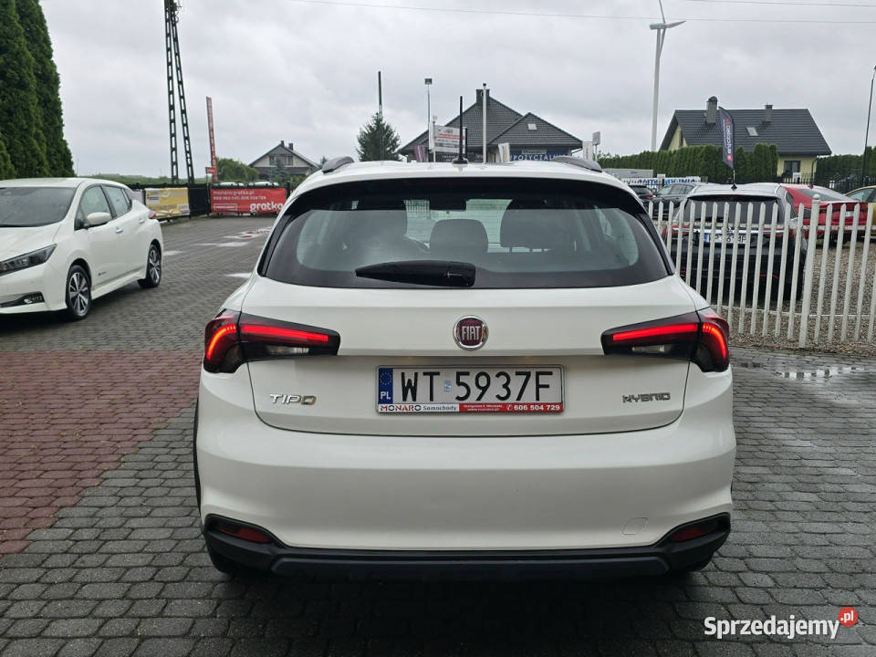 Fiat Tipo CROSS 15 HYBRID Automat DCT Salon