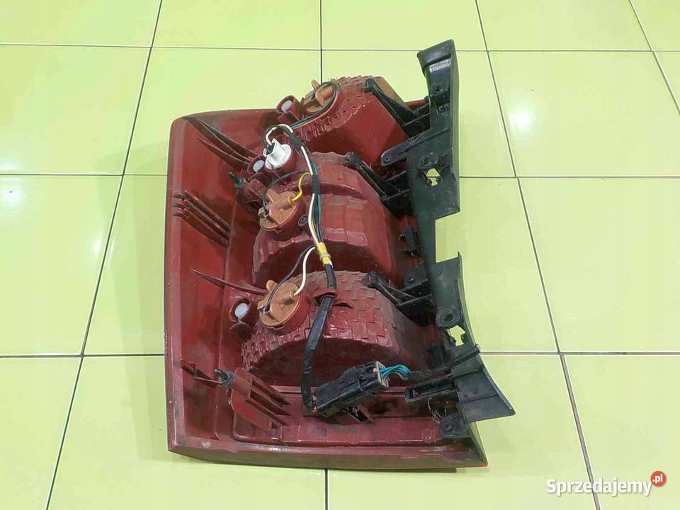 KIA CARENS III 09r lampa prawa tyl Suków