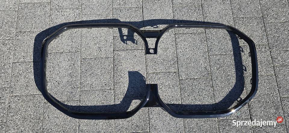BMW i7 G70 Nerki Grill 5A3DB03 Katowice 2022 osobowe