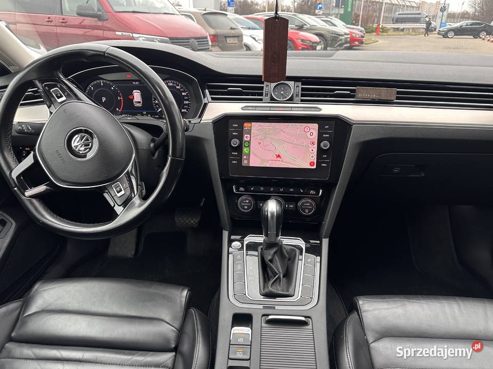 VW Passat B8 Rline 20 TDI 190 DSG 4motion full 209900km