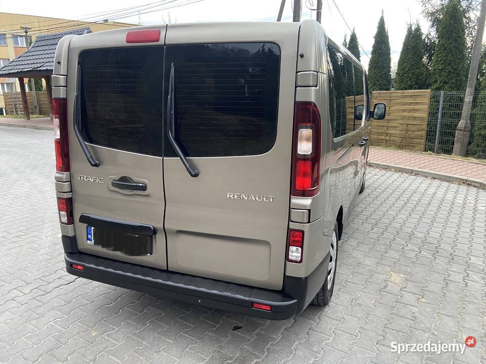 Renault Trafic ENERGY dCi 145 Long 9 osób Polski Zabierzów