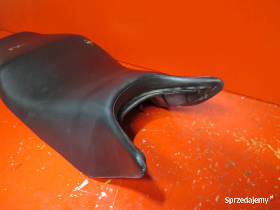 HONDA HORNET 600 PC25 03 siedzenie tył tylne