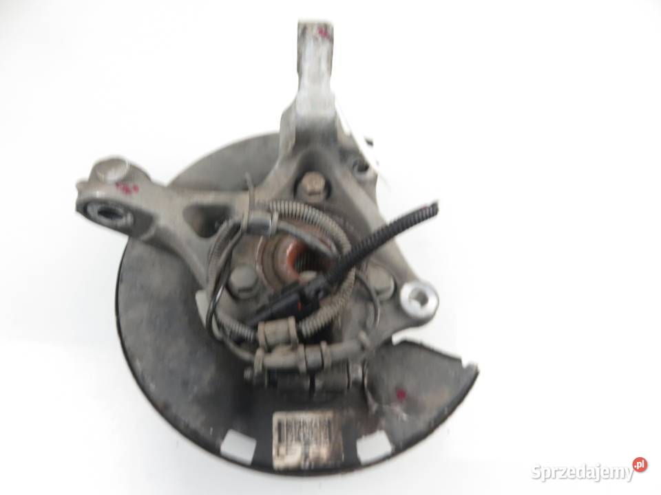ZWROTNICA PIASTA LEWA OPEL ASTRA IV J 17 CDTI