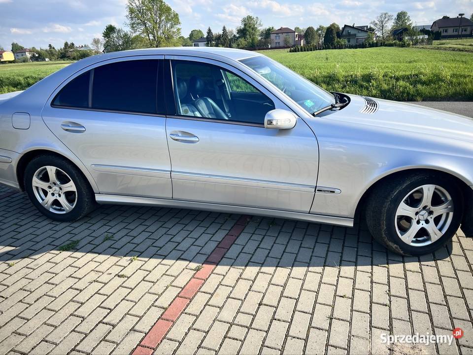 Sprzedam Mercedesa W211 27 diesel nieuszkodzony Stary Dzików