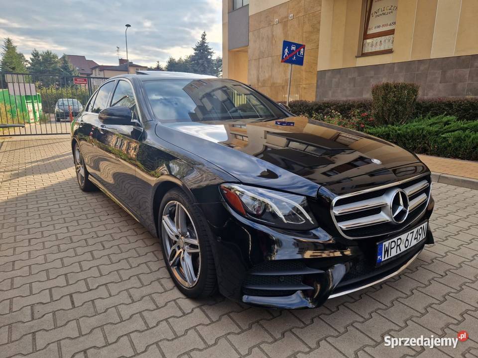MercedesBenz W213 E300 AMG LINE 1991cm3 Klasa E Warszawa