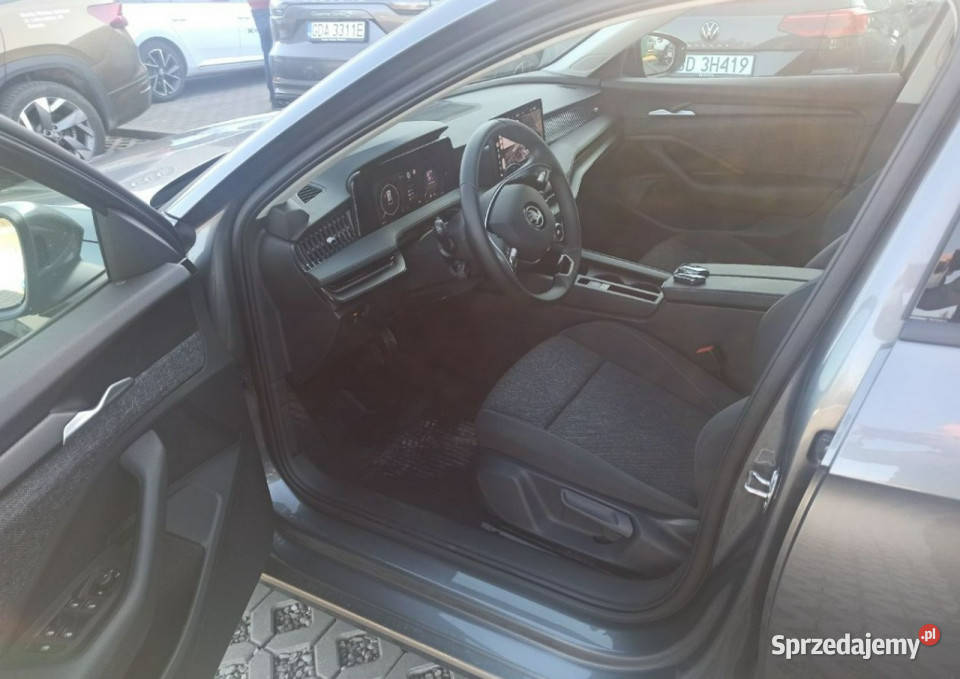 koda Superb 15 TSI 150 mHEV essence dsg virtual światła do jazdy dziennej Tychy