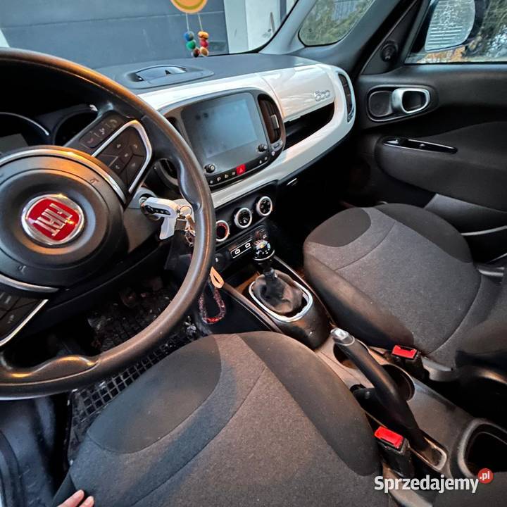 Sprzedam fiata 500l pierwszy właściciel salon mazowieckie