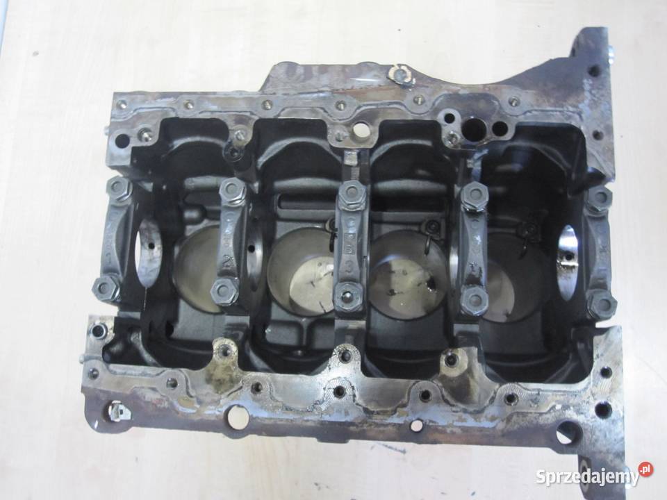 PASSAT GOLF 20 TDI CBA CBAB 140 blok silnika świętokrzyskie sprzedam