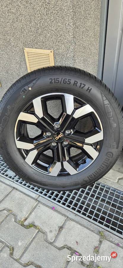 Oryginalne koła Dacia Duster R17Opony Jelcz-Laskowice sprzedam