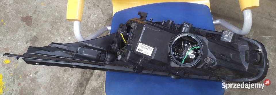 Lampa przednia prawa Kia Ceed II 20122018 Lampy przednie Szczecin