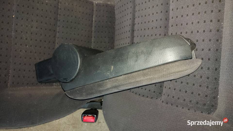 Obudowa filtra powietrza stan VW Bora 1999r 16
