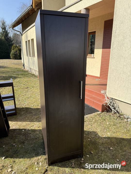 Wysoka szafa do biurasalonu Opole