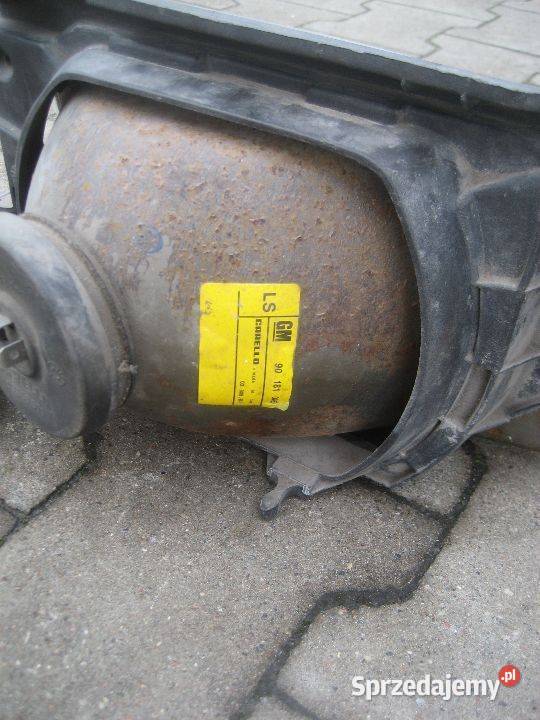 opel kadett lampa przód lewa regulacja lampy Rakoniewice