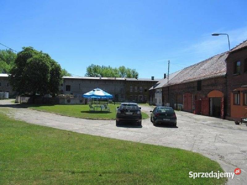 Działka 40000 m2 z zabudowaniami Ubocze sprzedam