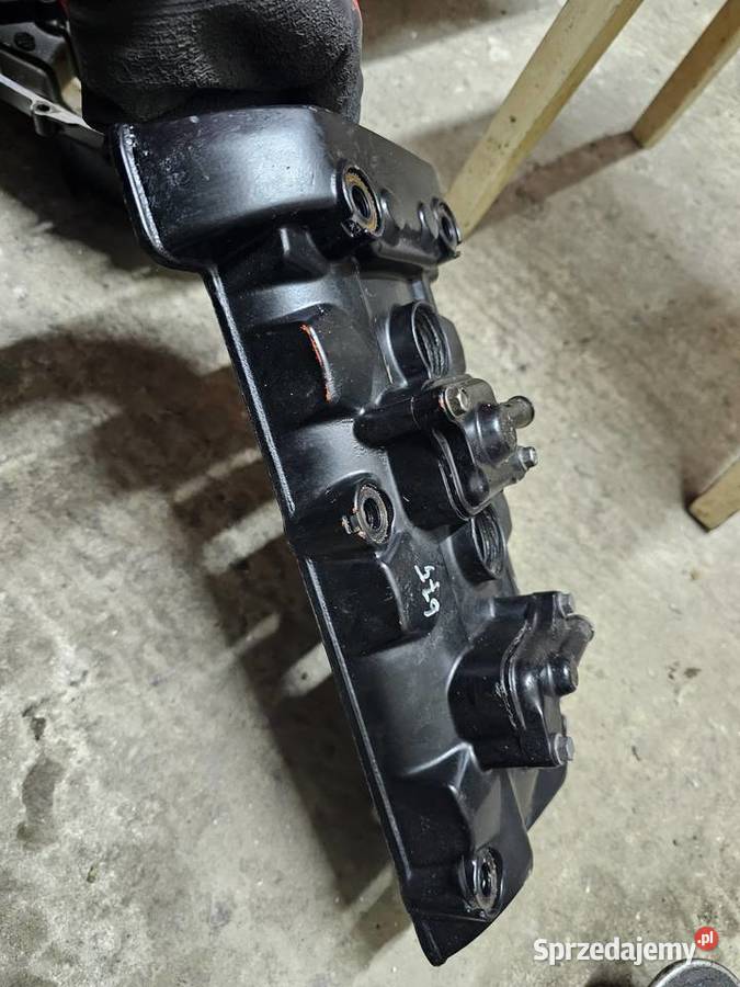 Triumph 675 pokrywa zaworów głowicy dekiel dolnośląskie Jelenia Góra