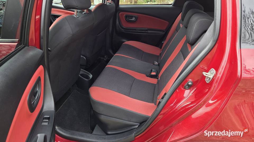 Toyota Yaris Hybryda Najbogatsza Wersja asystent parkowania Gdańsk