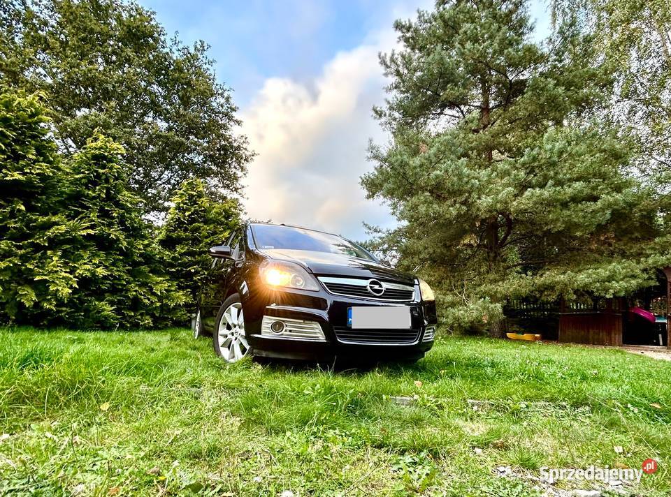 7 osobowy rodzinny ekonomiczny Opel Zafira Cosmo Radomsko