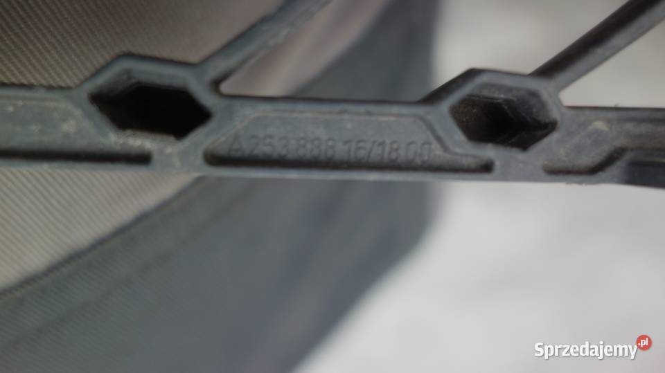 MERCEDES W253 DIAMOND GRILL KRATKA ATRAPA