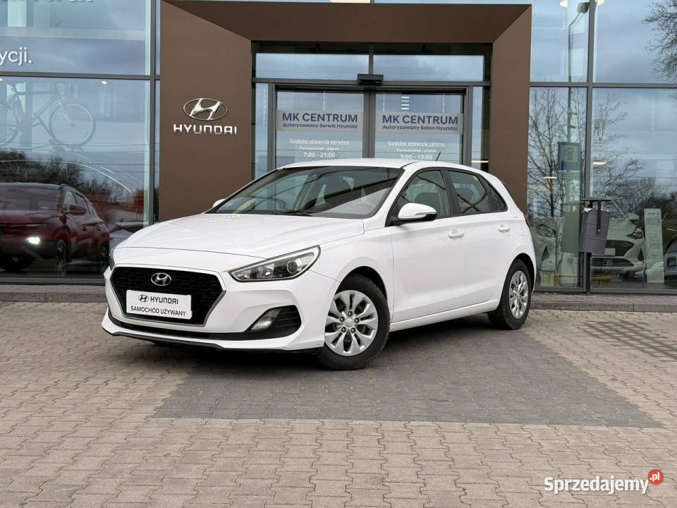 Hyundai i30 14 MPI 110 Classic Salon Polska 4/5