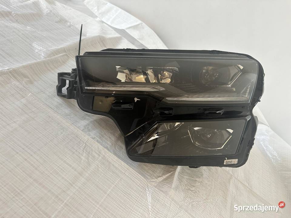 SKODA KAROQ LIFT LAMPA PRZEDNIA LEWA FULL LED sprzedam