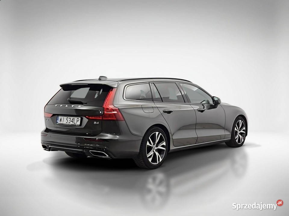 Volvo V60 B4 D Plus Dark aut Z Polskiego Salonu asystent pasa ruchu Warszawa sprzedam