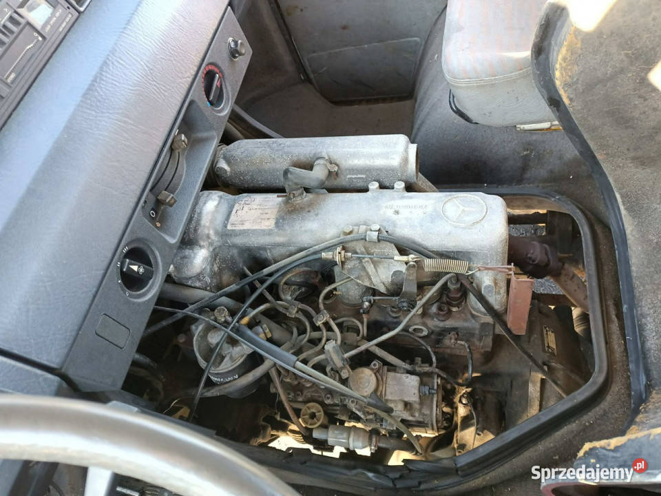 Mercedes MB 100 Mercedes MB 100 24 d 72 88R manualna Mercedes-Benz