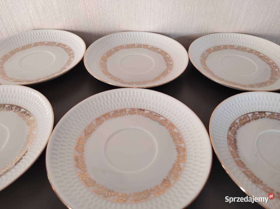 Talerzyki spodki porcelana Chodzież fason Karol Warpechy Stare
