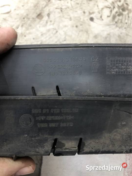 KRATKA ZDERZAKA PRAWY lewy PRZÓD OCTAVIA FL Kozy