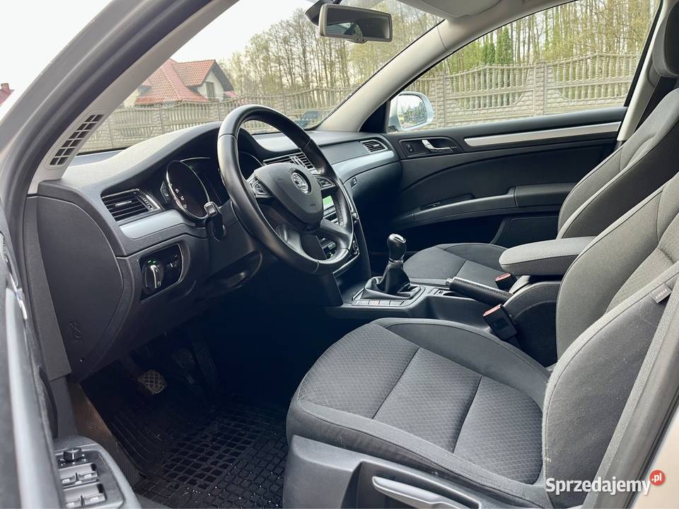 Skoda superb II FL 20 TDI Salon Polska 1