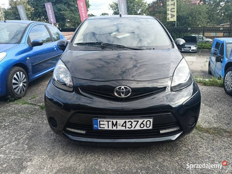 Toyota Aygo z Niemiec opłatach przeglądzie Tomaszów Mazowiecki