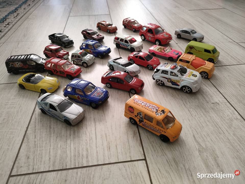 Różne zabawki łódzkie