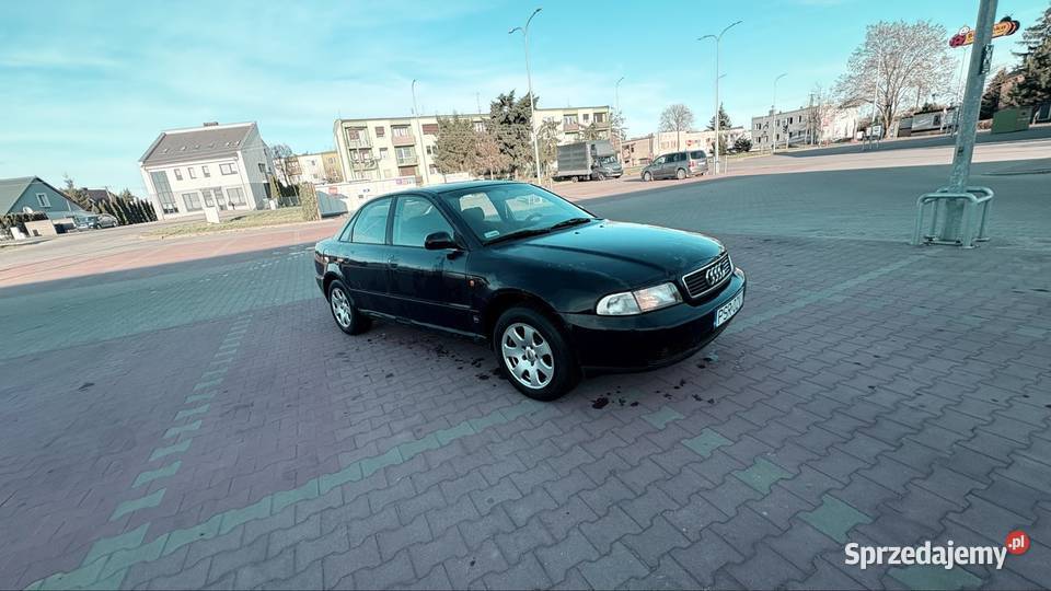 Audi A4B5 19tdi 90 bose klima granatowy Szamotuły