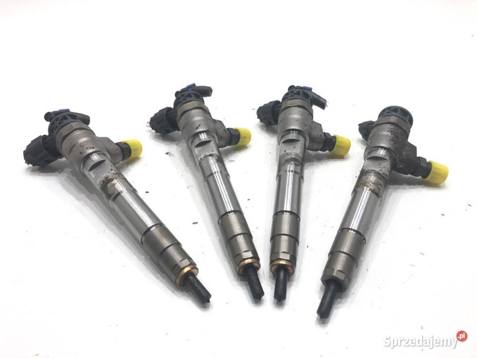 WTRYSKIWACZE KOMPLET RENAULT EXPRESS 0445110800 Układ paliwowy