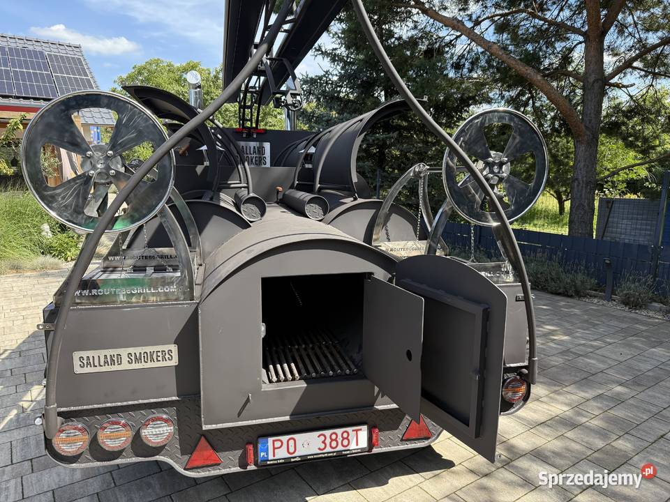 smoker trailer grill na przyczepie BBQ catering Golęczewo