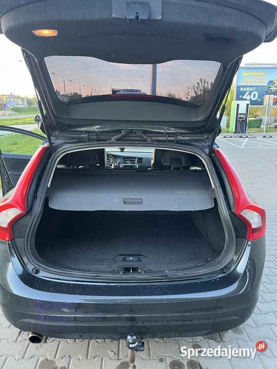 Volvo V60 20 163 5 cylindrowy Drivee wersja podkarpackie Dynów