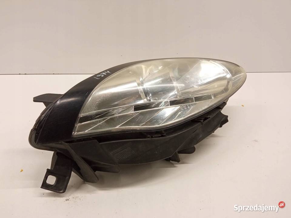 LAMPA PRZÓD PRAWA LED SOCZEWKA EUROPA CLEAR Rok produkcji 2007