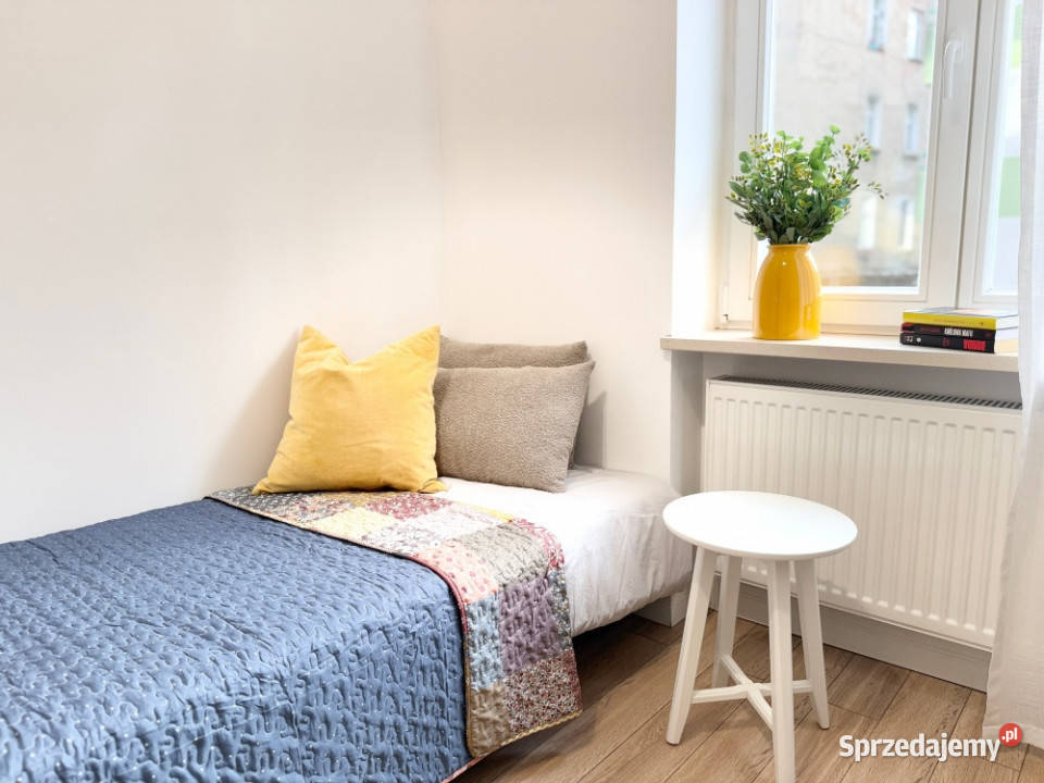 Nowy apartament koło katedry 3 pokoje wysoki