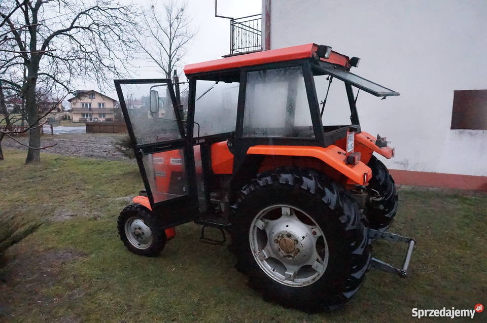 Massey Ferguson 255