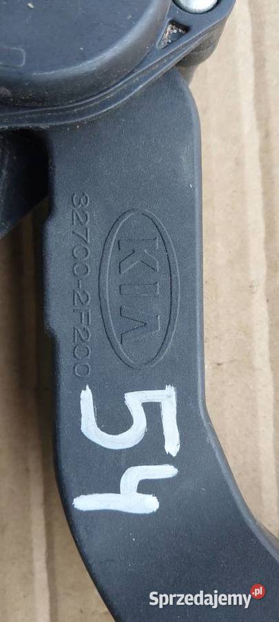 Potencjometr pedał gazu KIA CERATO 3270002F200