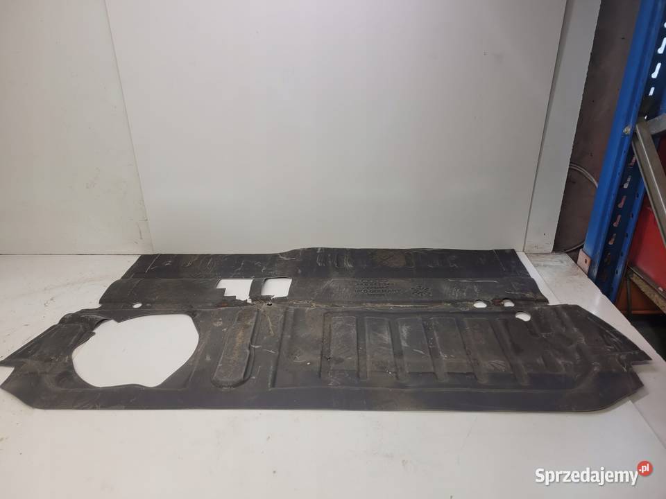 WYGŁUSZENIE POD KANAPĘ TYŁ AUDI Q5 8R 8R0863545 osobowe Przystajń